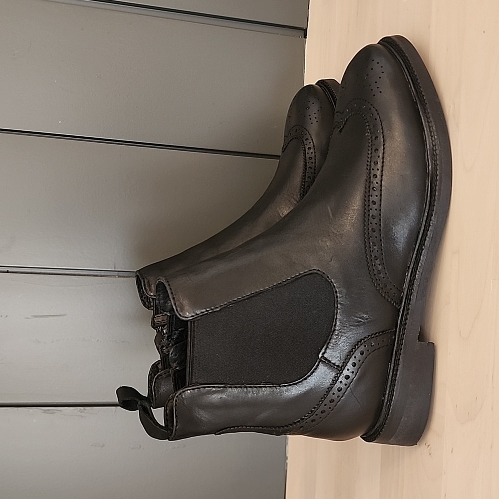 New Jeffrey Campbell Women's Edmone Brogue Chelsea Booties Black Size 7